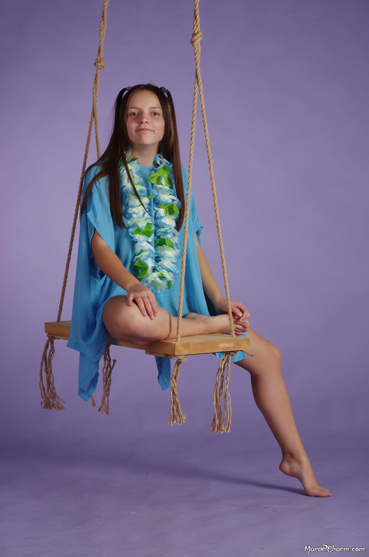 MarvelCharm_Nika-Swing-025