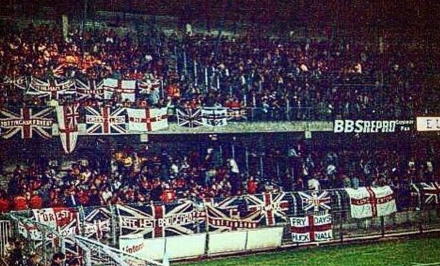 [Image: Nottingham-Forest-fans-in-Auxerre-France...p-1995.jpg]