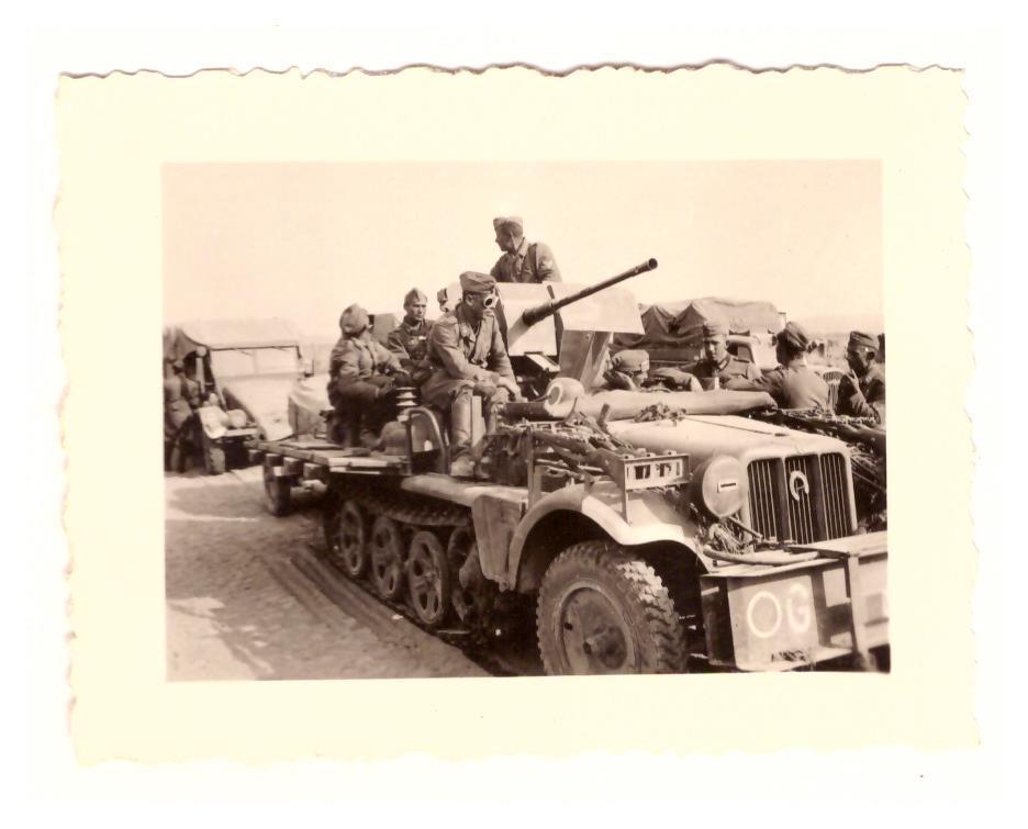 Foto 2.WK Schützenpanzerwagen Sd.Kfz. Flak Geschütz 18.7.1941