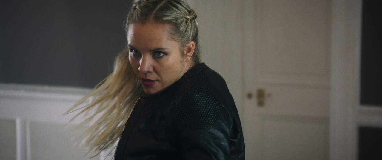 Accident Man (2018).mkv_snapshot_01.29.01_[2018.02.08_22.40.08]