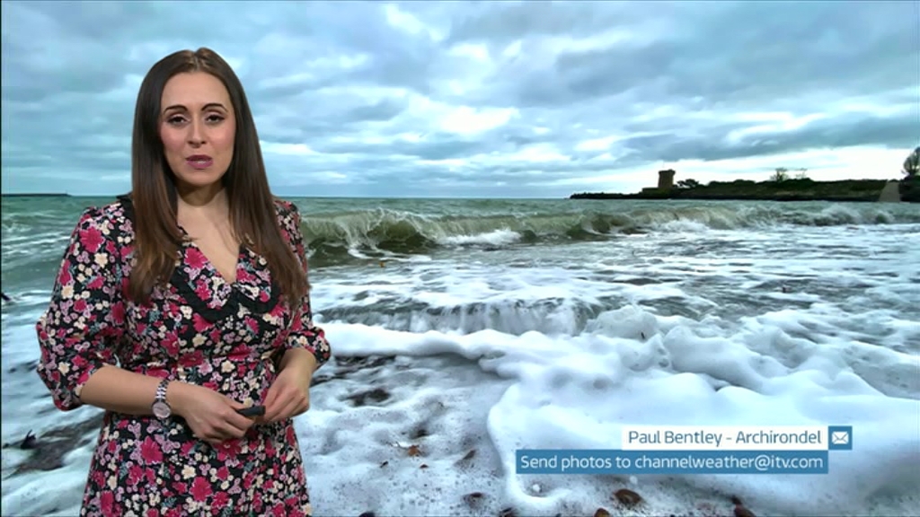 01.27 - 18.00.00 - ITV News Channel TV..ts_snapshot_27.32.524