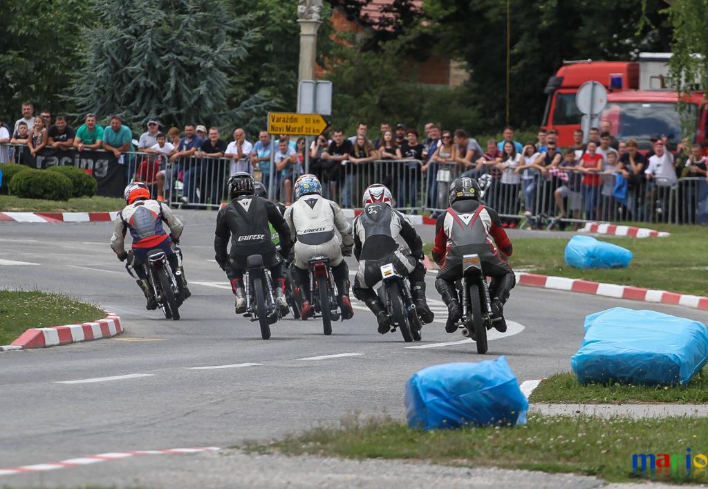 36279148_221723175217928_7901818850507751424_o