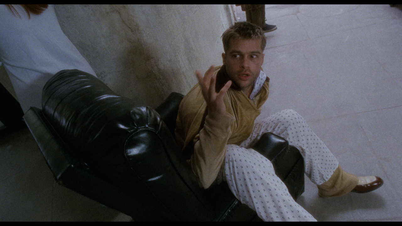 Twelve.Monkeys.1995.UHD.BDRemux.2160p.DTS-HD.MA.5.1.DoVi.by.DVT.mkv_snapshot_00.17.14_[2022.07.25_20