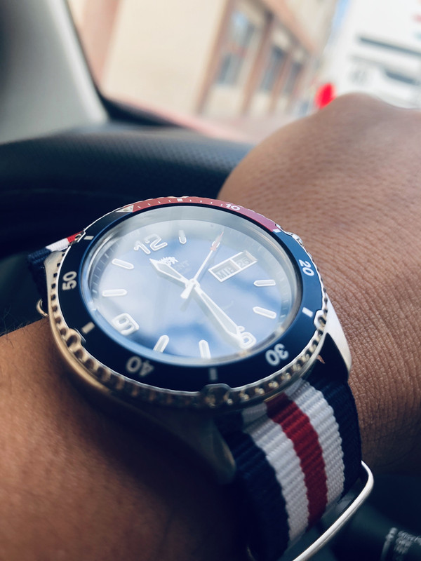 2A049448-1492-42EA-8401-19DCE85BD6E0