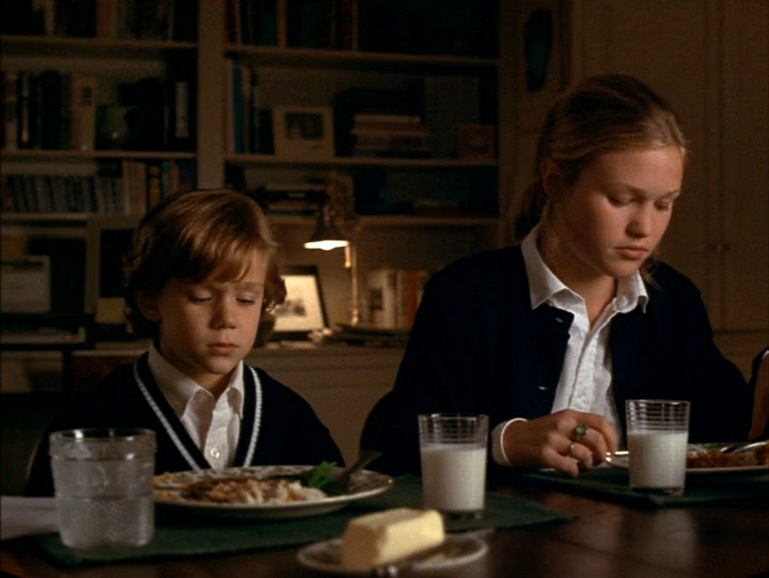 vlcsnap-2016-10-19-05h01m49s552