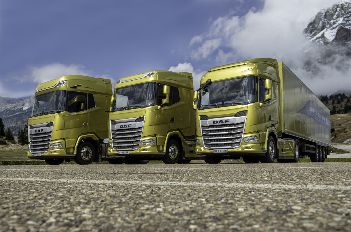 1-The-New-Generation-DAF-trucks-2021-From-left-to-right-XG-XG-and-XF.jpg