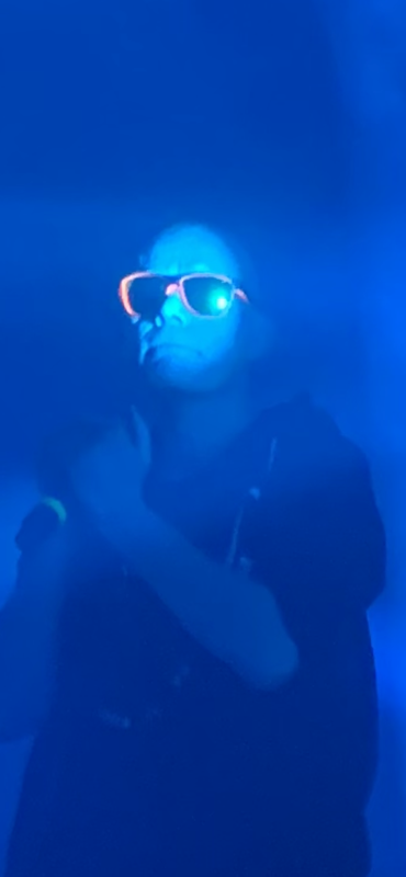 433E8694-AD17-45DE-85EE-59E33C2FC5F7