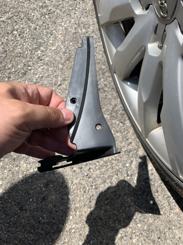 8DFA1886-F987-42C4-878B-19DA56D02A07