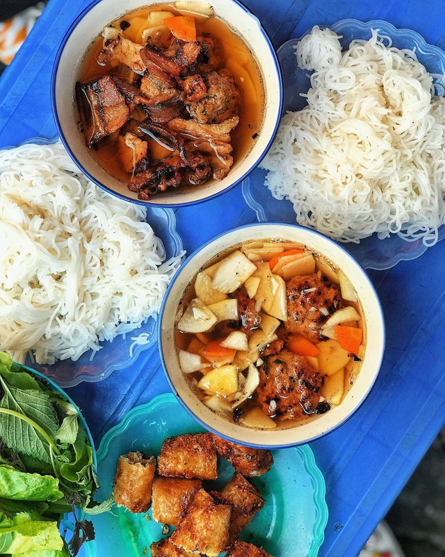 an mot lan nho ca doi top 12 quan bun cha ha noi sieu ngon don guc team cuong an - anh 27