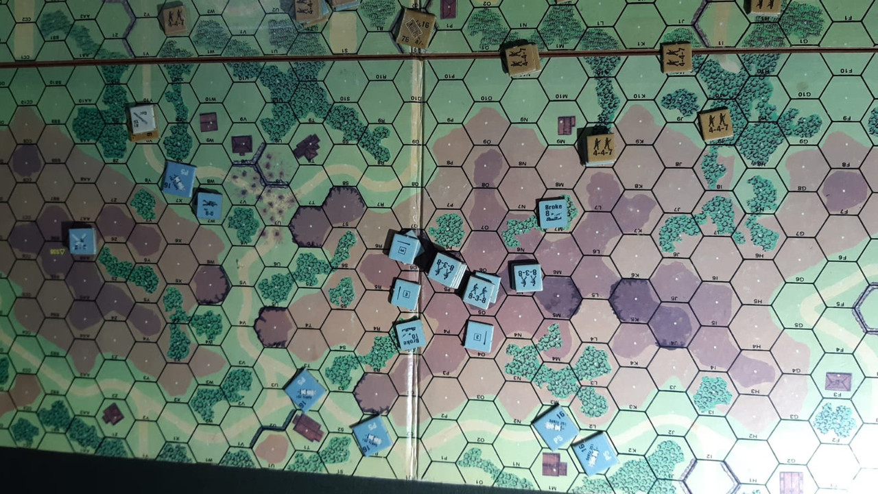 Turno 4 soviético detalle de las colinas