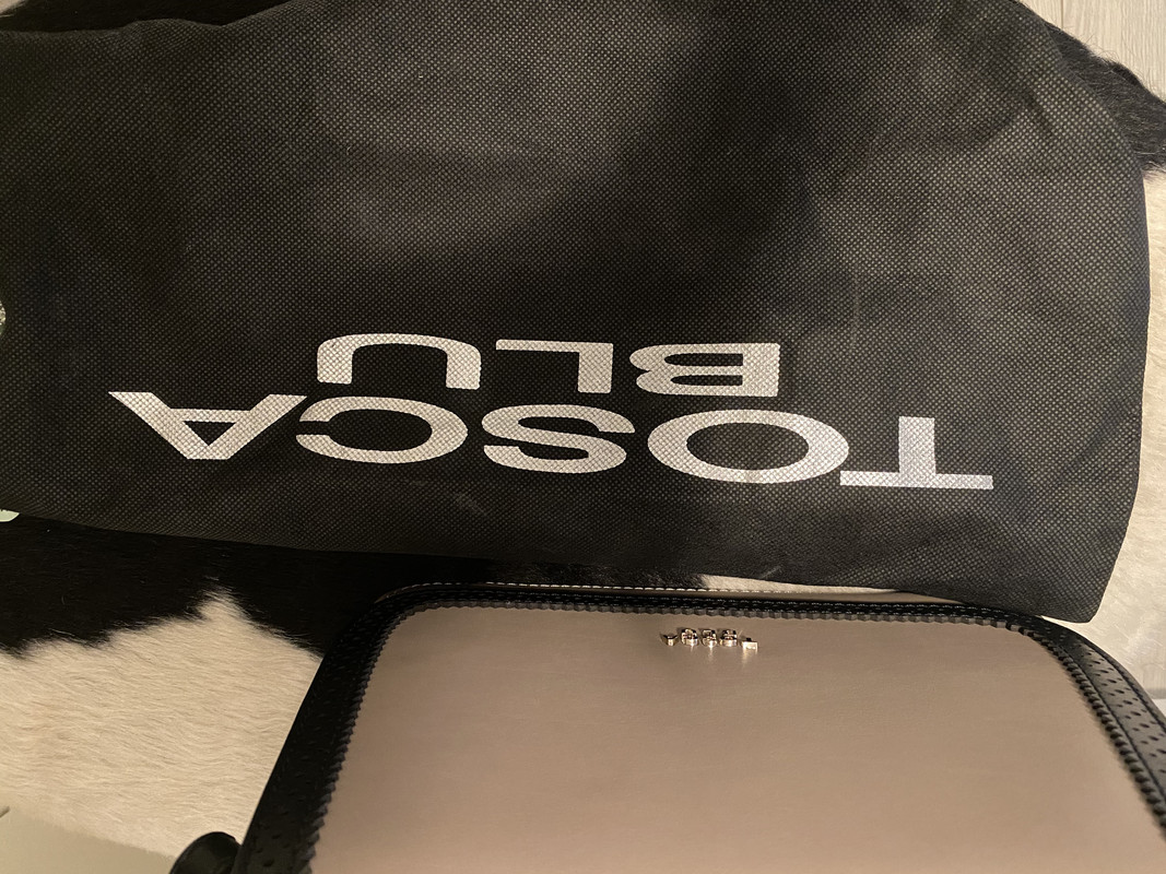 D47521A4-1265-42AC-9E92-EEE7298FF196