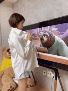 koala-show-it.gif