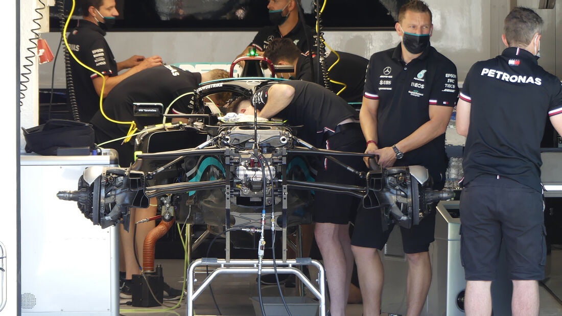 Mercedes-Formel-1-GP-Ungarn-Budapest-Donnerstag-29-Juli-2021-169Gallery-7e17c11b-1818474