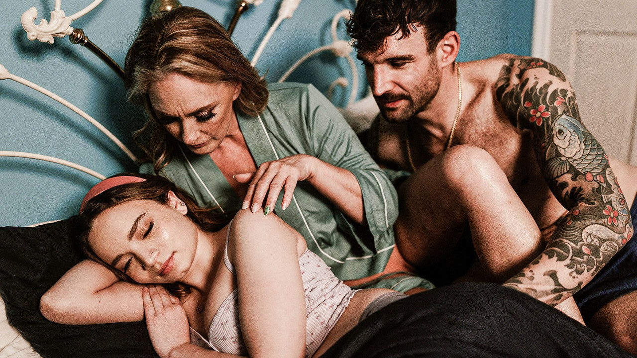 FamilyStrokes 25 07 17 Wendy Raine, Sophia Sterling, Selina Imai We Just Want to Make You Feel Better My Best Friends Parents Woke Me Up to Fuck