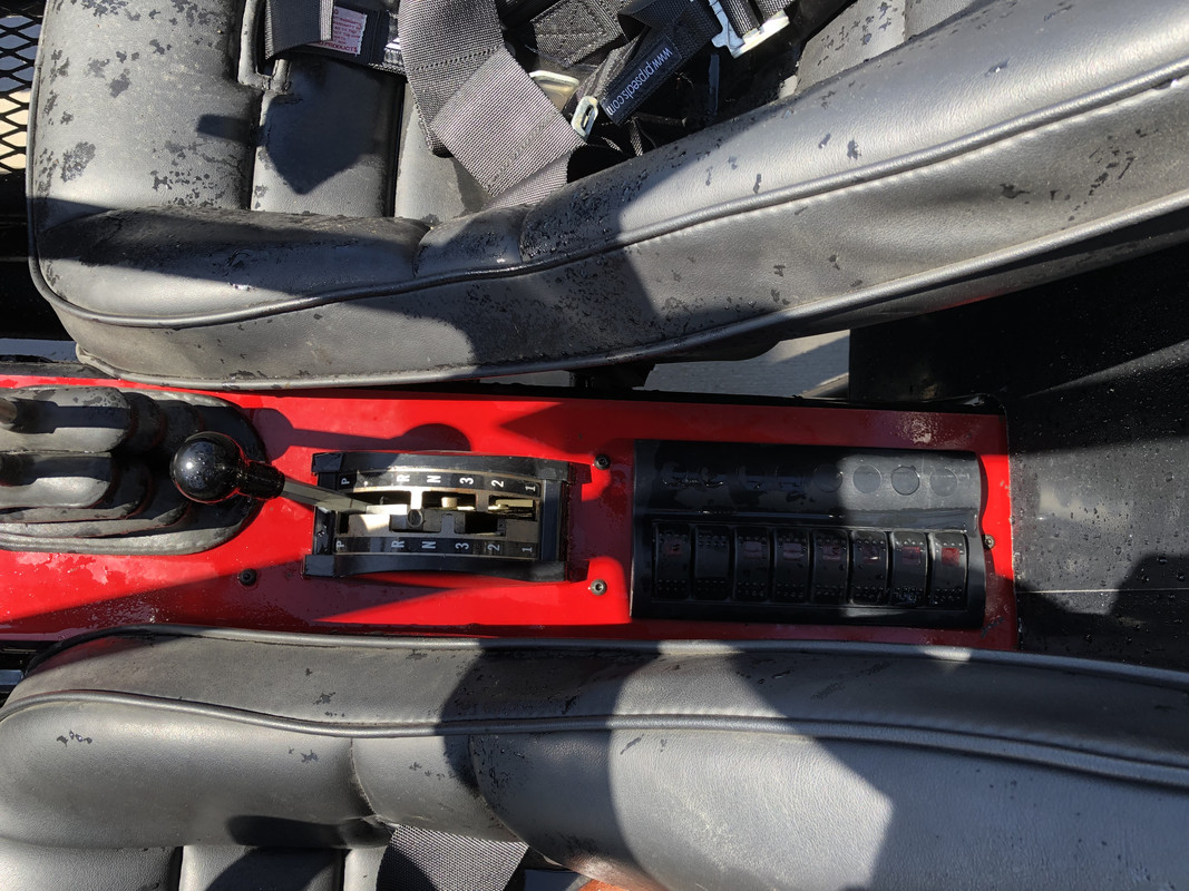 F8D3FDEA-CDC4-4366-A27E-8C881AEB2388