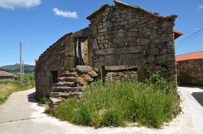 SANTIAGO DE RUBIAS-28-5-2024 - Galicia y sus pueblos - 2017/2024 (3)