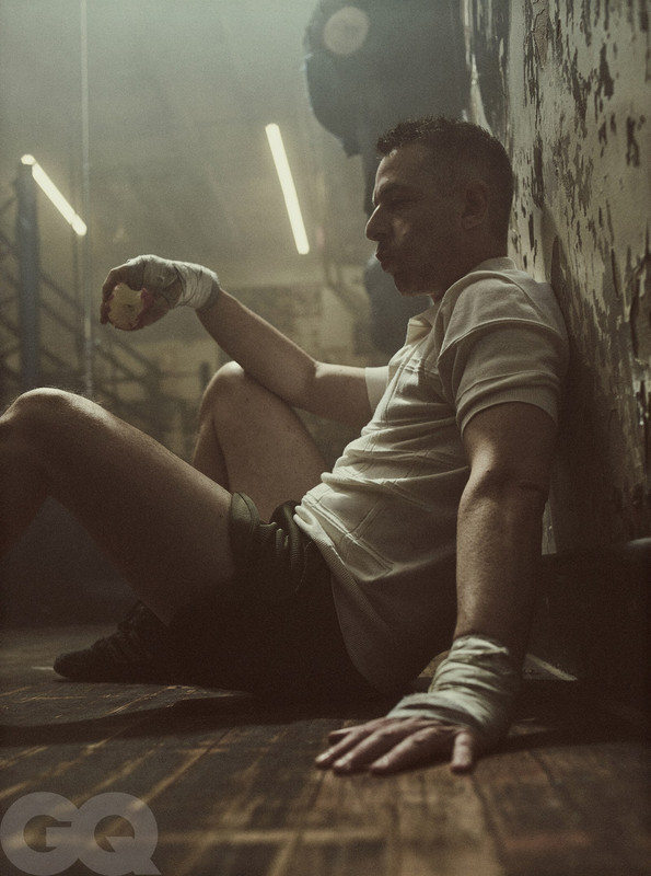 GQ0323-Strong-03.jpg