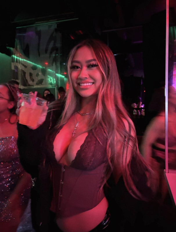 @AsianScandalNet (1)