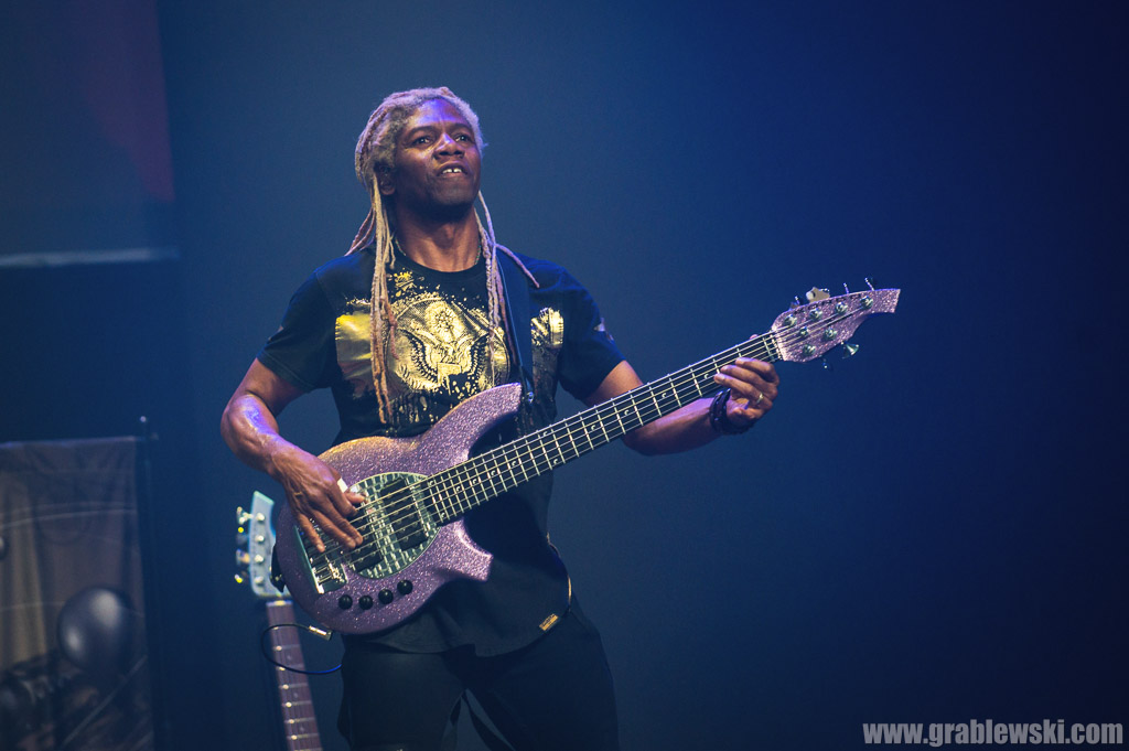 [Obrazek: 2023-05-03-Steve-Vai-011.jpg]