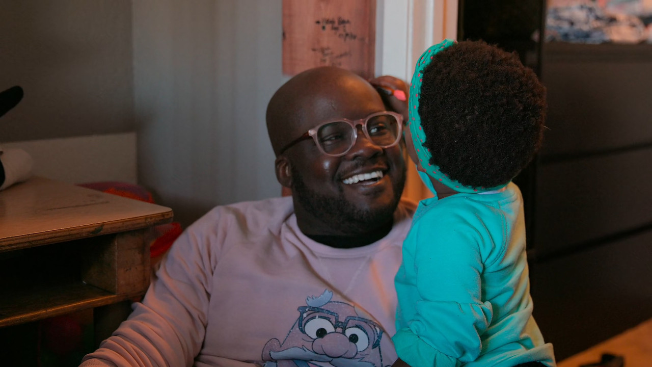 [HR] Dads (2020) [Apple TV  1080p x265]_06