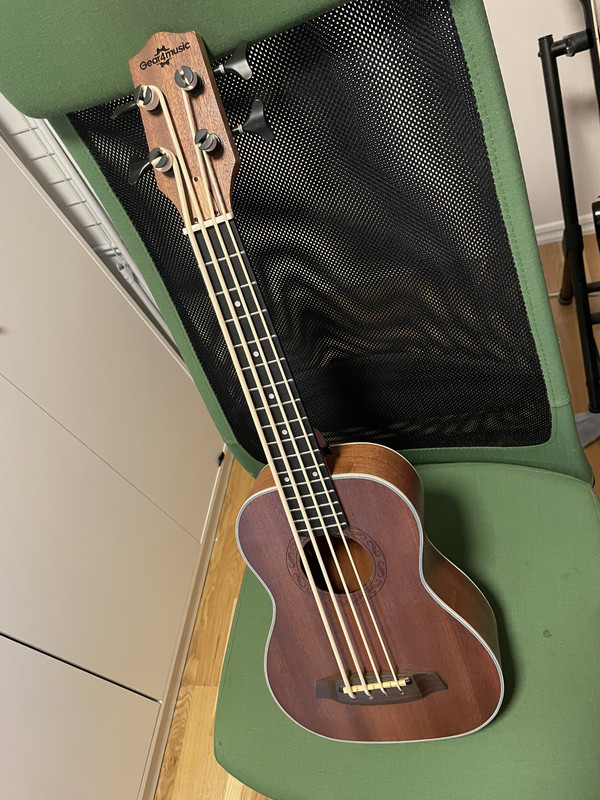 72D6D078-32B4-4B1E-94A9-8B8312DEA715