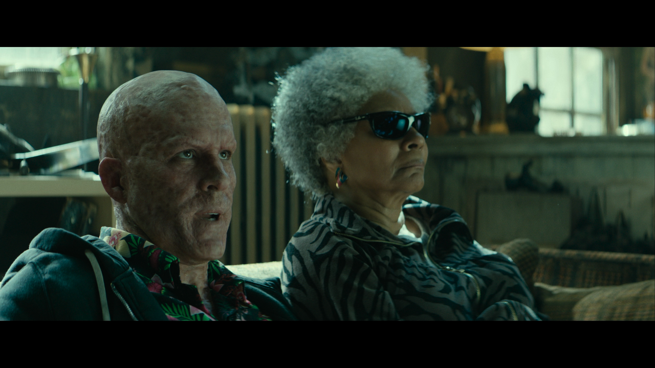 Deadpool.2.2018.2160p.UHD.BDRemux.TrueHD.Atmos.7.1.HYBRID.DoVi.P8.by.DVT.mkv_20220328_121344.901
