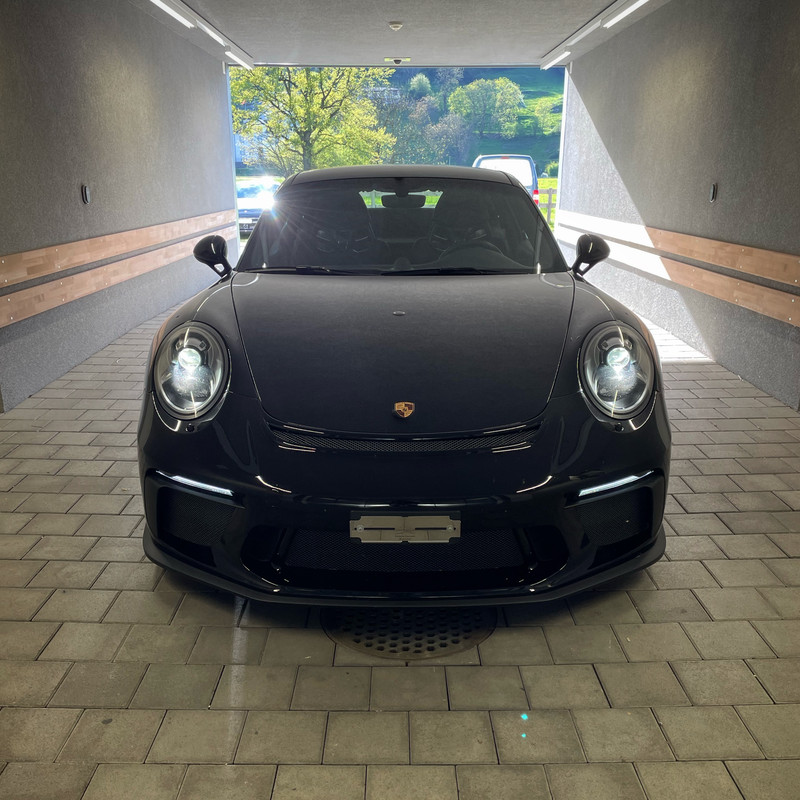 6B41DFF6-B8D3-4CEC-A853-76C3BBC92F88