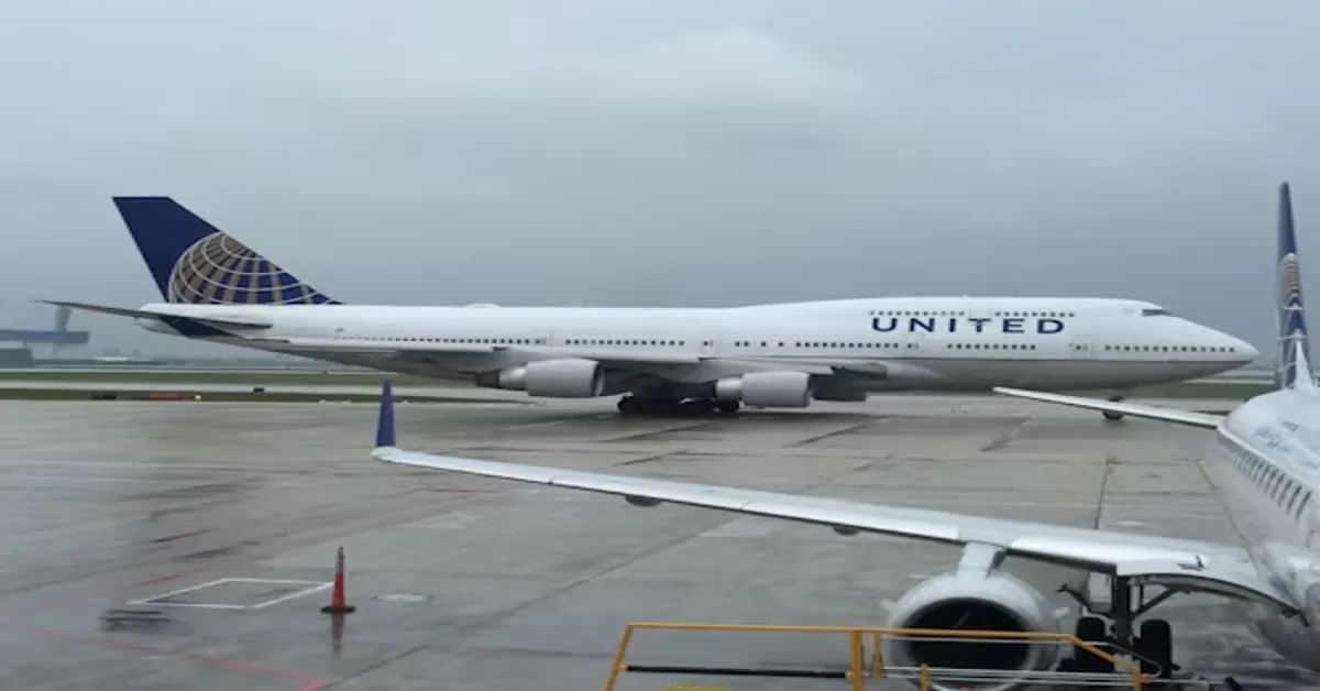 United Airlines Flight UA770 Emergency Diversion