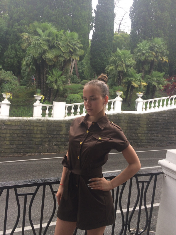 AD7FE378-1000-4BD4-8835-097E23BCF60E