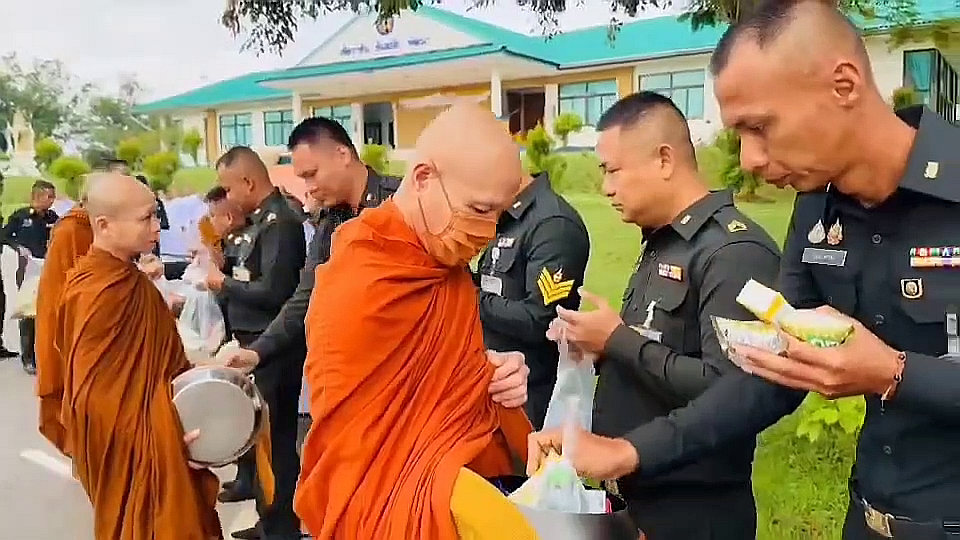 vlcsnap-2025-10-10-19h24m39s504