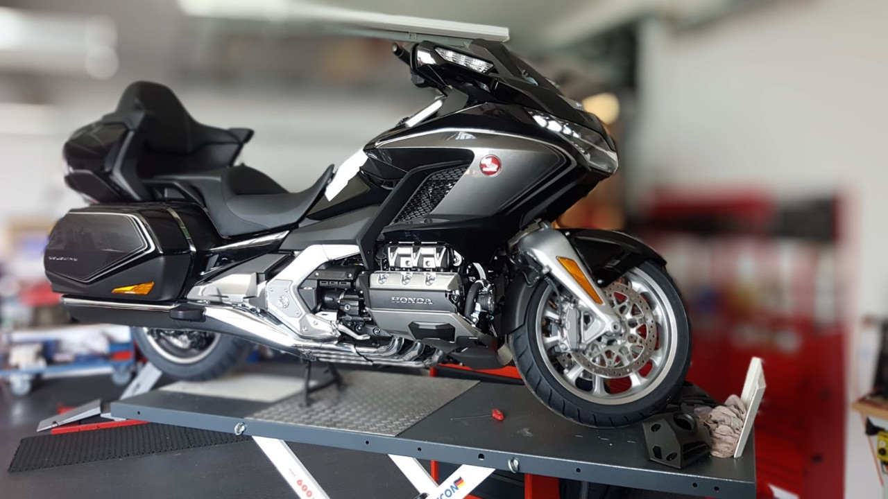 FFFAB4C4-7C14-4824-A5A5-CEE878132A92