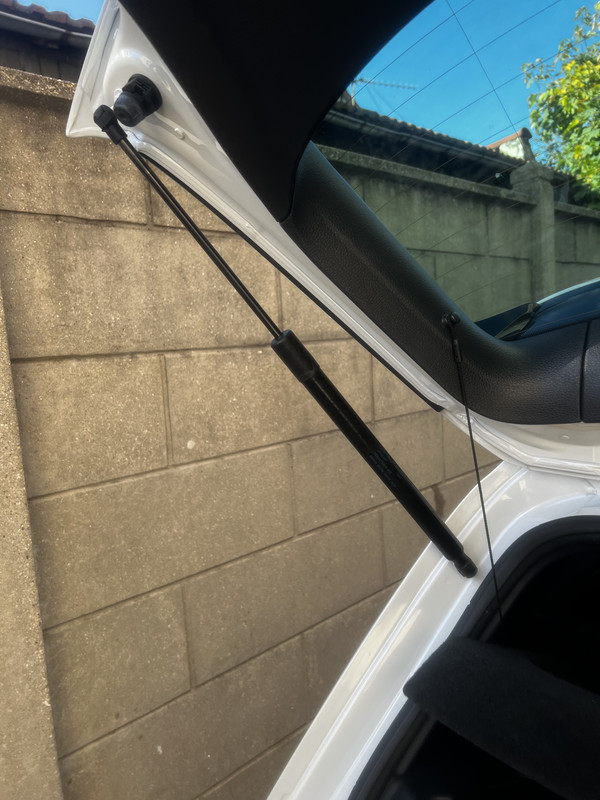 AD73F83E-E84C-4937-A424-5103BCCCEE68