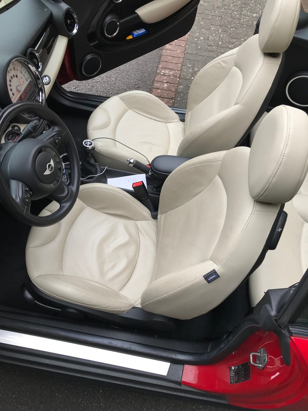 06208F00-48E1-426C-B1BD-0CDDB2C5456D_1_105_c