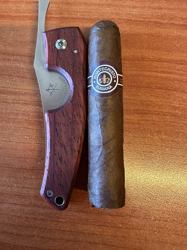 D889A1E9-E63B-4872-B246-DC4E388CBD18