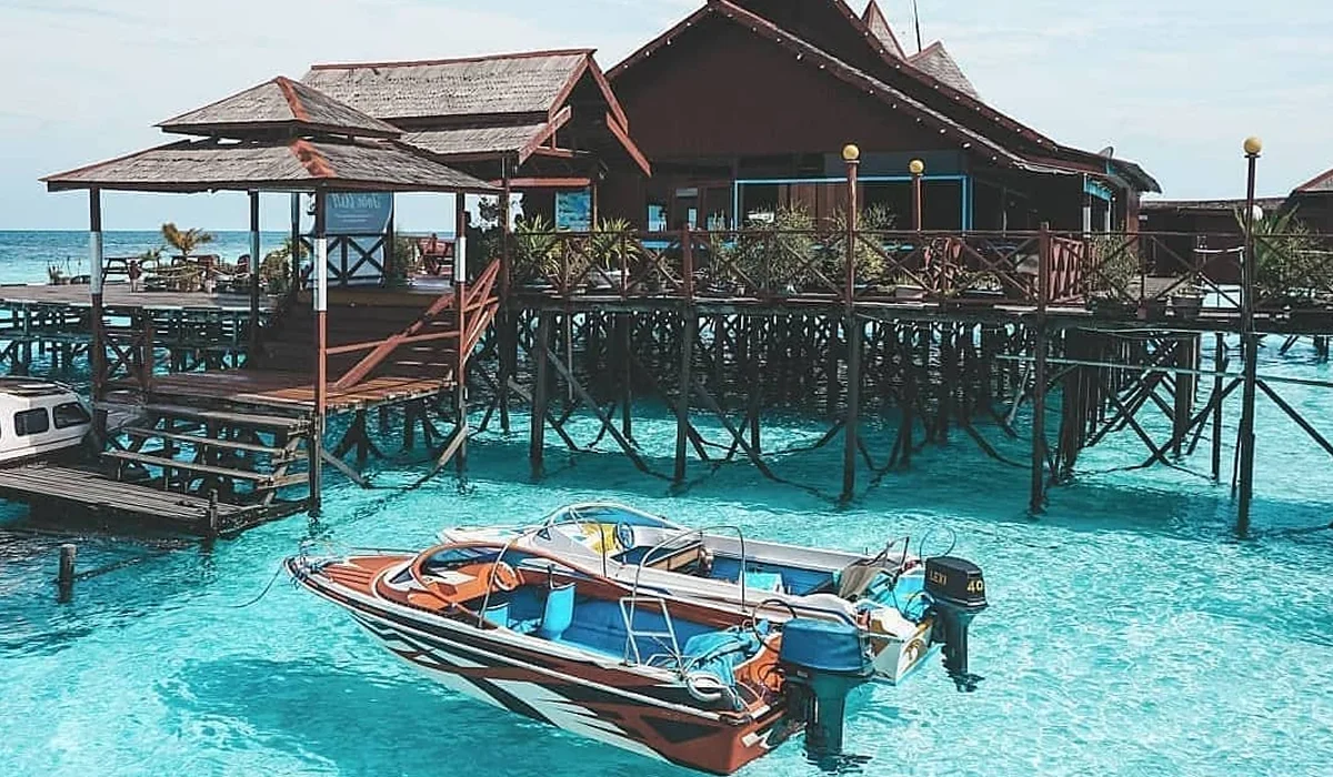Cara Mudah Berwisata ke Pulau Maratua Derawan