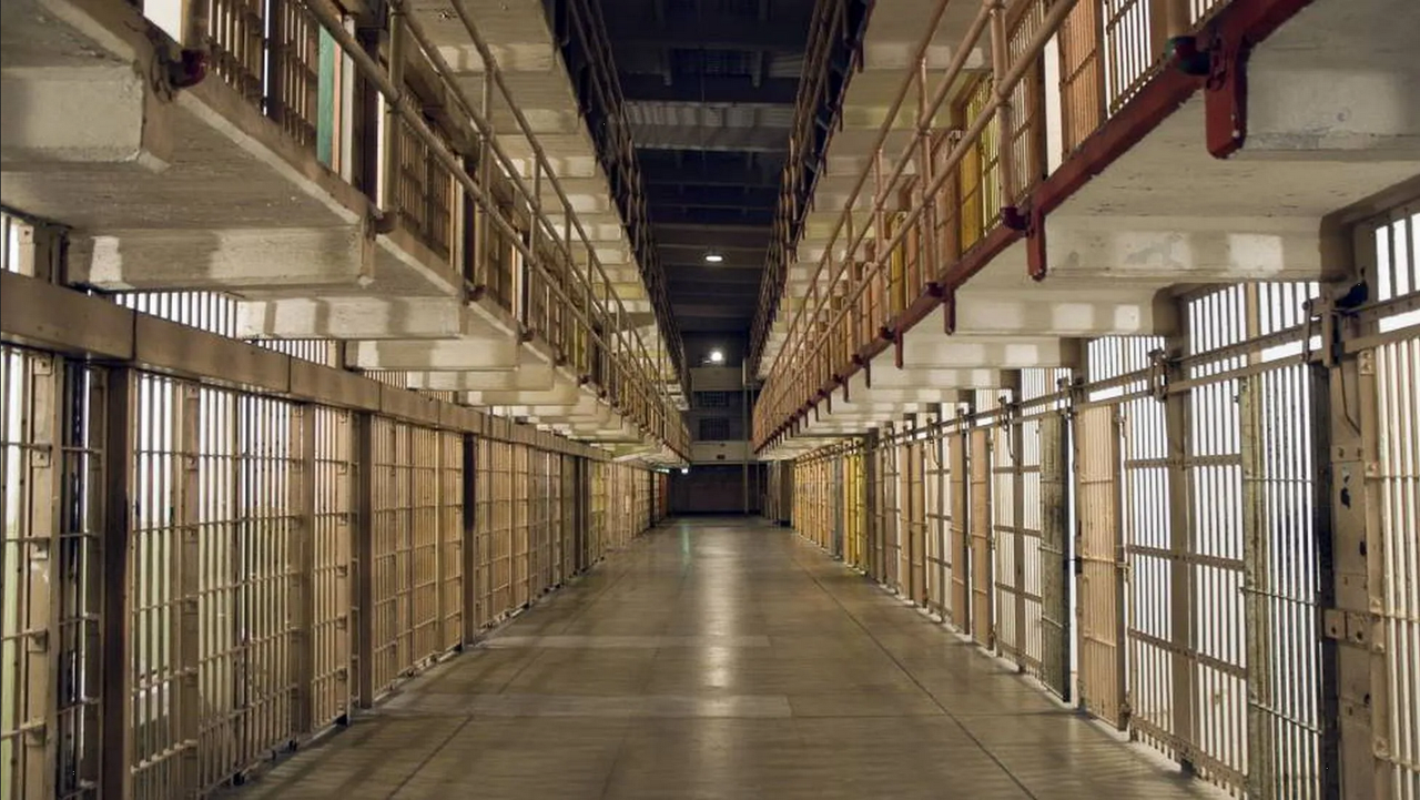 Senado aprueba iniciativa presidencial de amnistía en comisiones