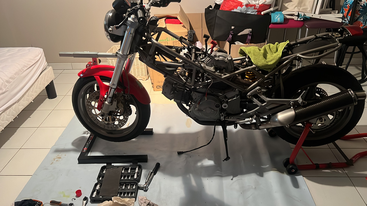 2A11EABC-B51B-4340-9770-1D32039F3AB2