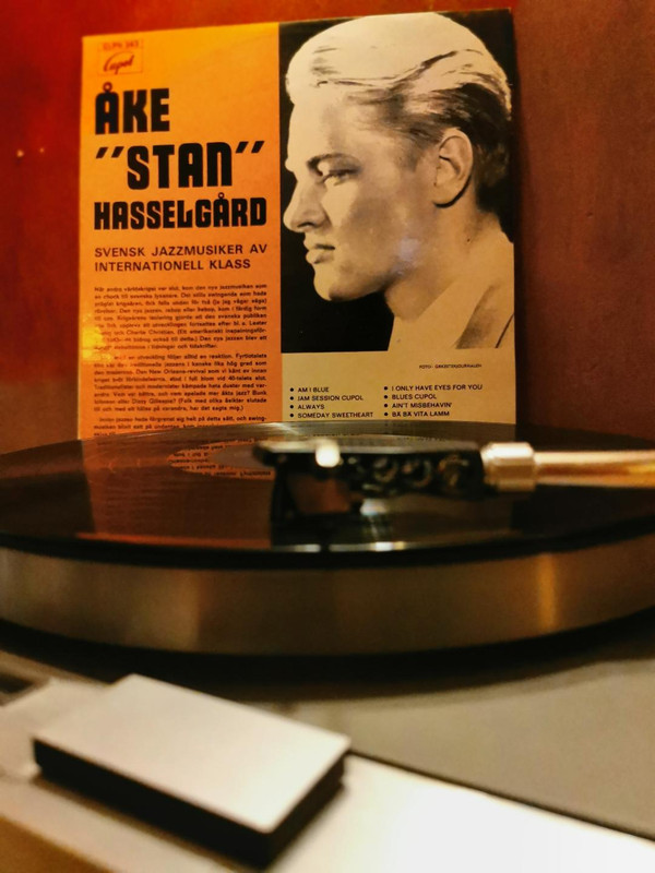 EDC28997-7C7E-4349-A339-80A3BDA777D7