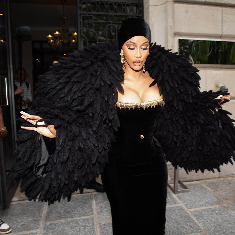 Cardi B تثير الجدل بإطلالة جديدة وجريئة  Iamcardib-1719345204835