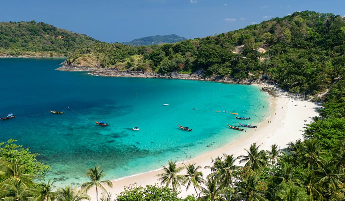 Menyusuri Keindahan Freedom Beach yang Tenang dan Bebas dari Keramaian!