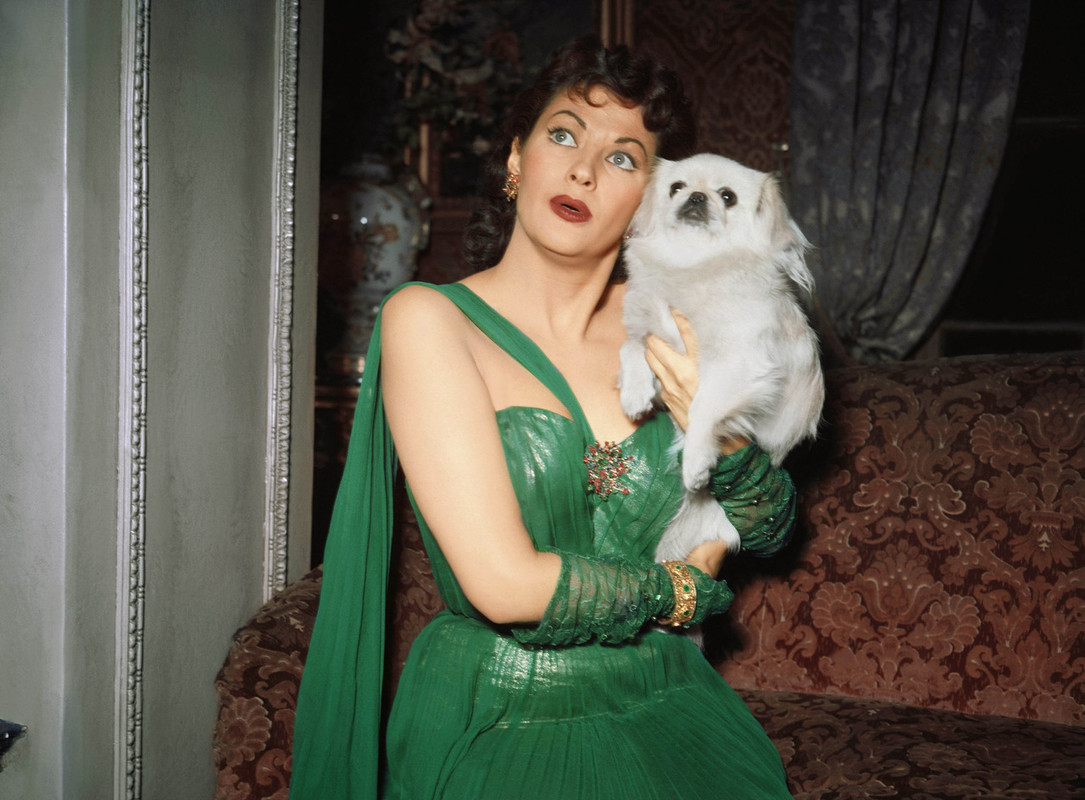 Yvonne_De_Carlo_c12