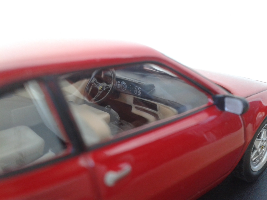 1982 Ferrari Mondial Quattrovalvole (Ixo – nº62 Ferrari GT Collection) (5)