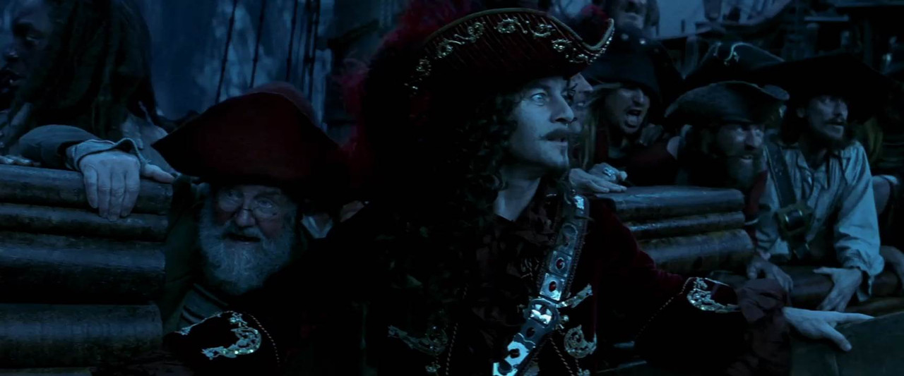 Peter Pan 2003 BluRay [Hindi + English] 480p, 720p ESub Screenshot