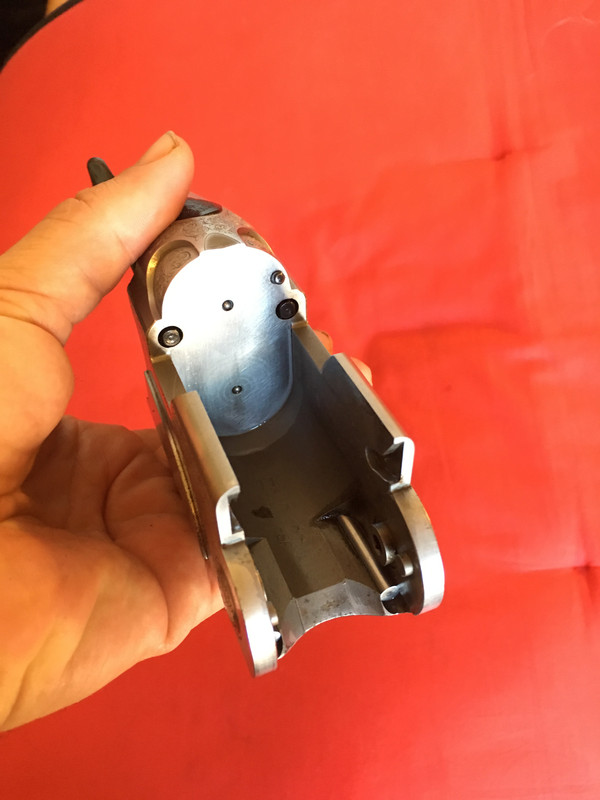 63542245-ABD8-4C0D-9AD0-2B5093CE1787