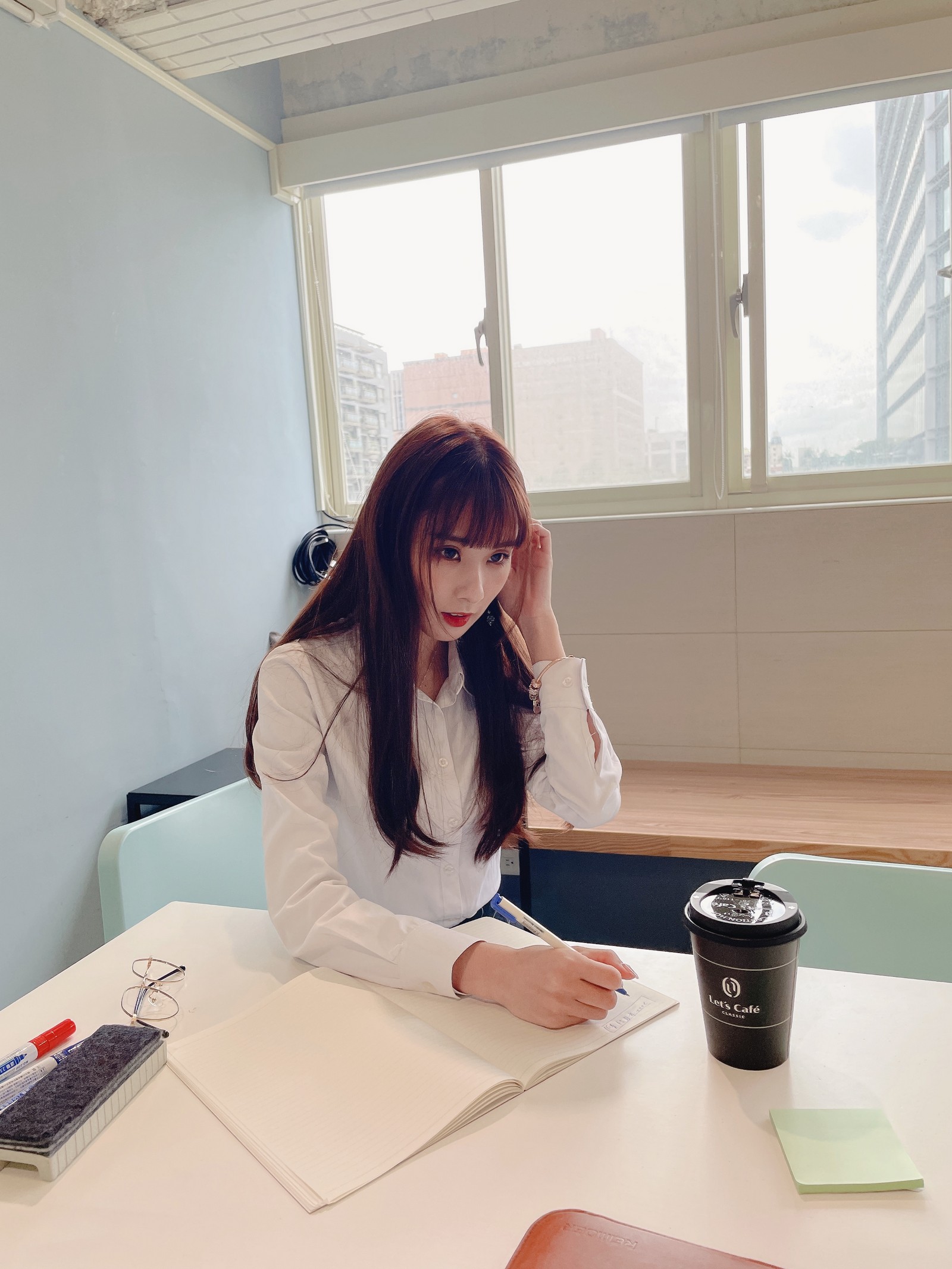 泥泥汝 OL 女郎 B 主题 写真＋视频合集｜高人气职业风作品（350P｜12V｜840MB）插图7