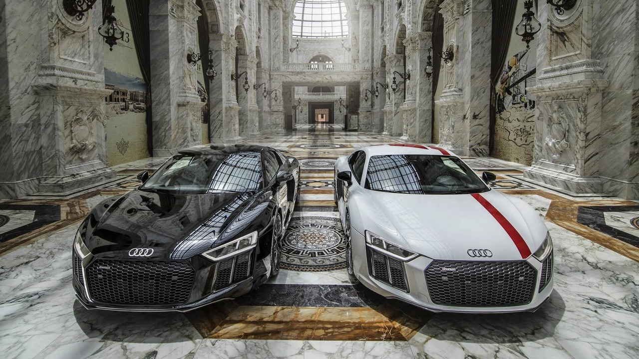 Audi R8 V10 plus & R8 LMS in Al-Hazm Mall (4)