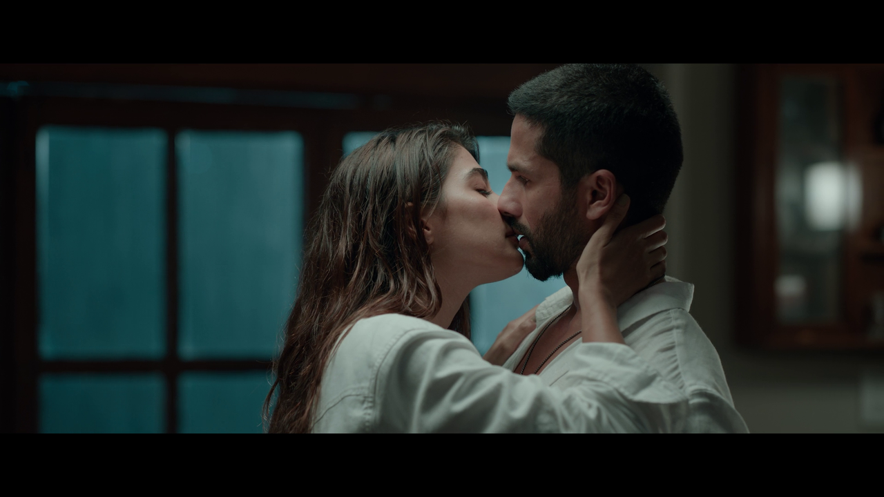 vlcsnap-2025-03-31-22h18m34s580