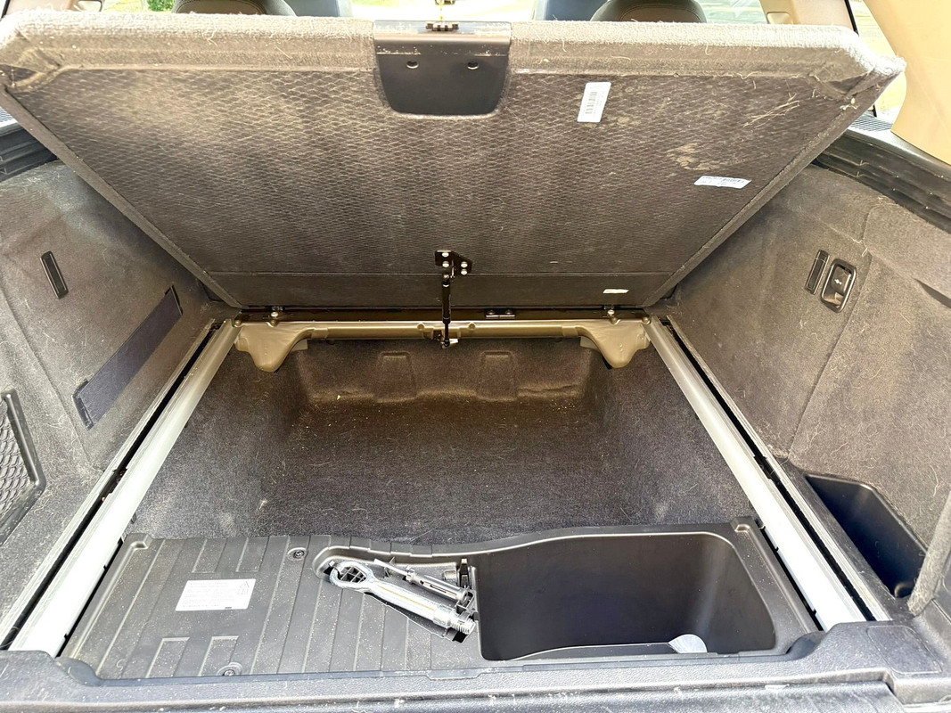 Vehicle thumbnail 28