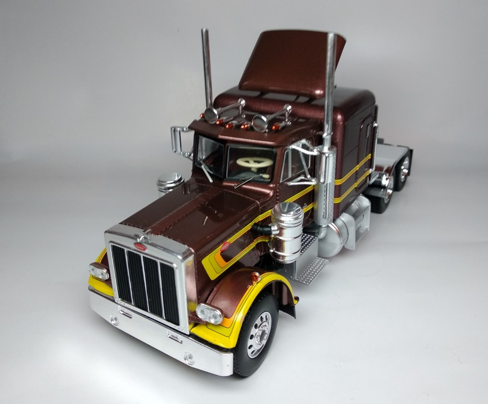 Peterbilt 359 1973 (9)