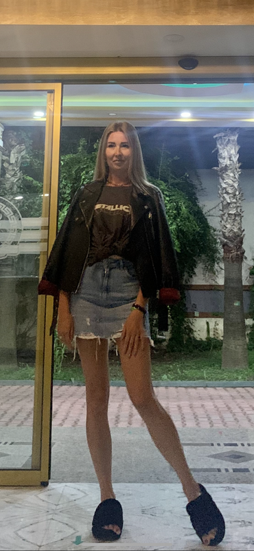 235B884C-6817-45DB-877E-52A6E6C10C5A